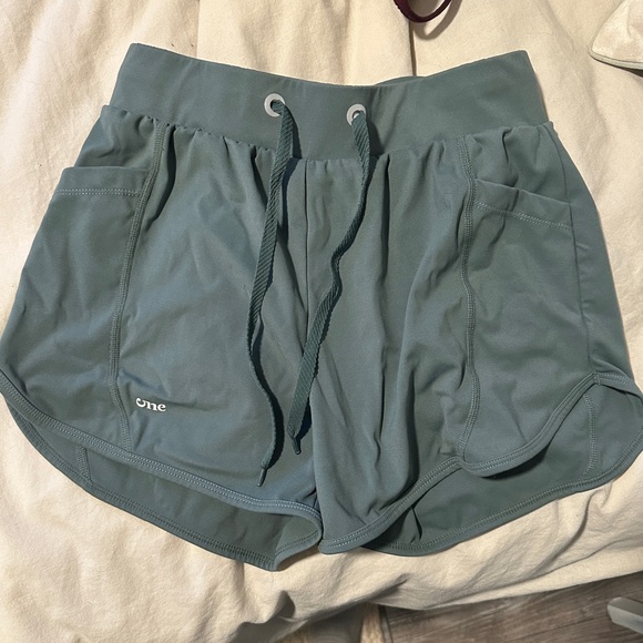 Musesonly Rendezvous Shorts - Picture 2 of 3